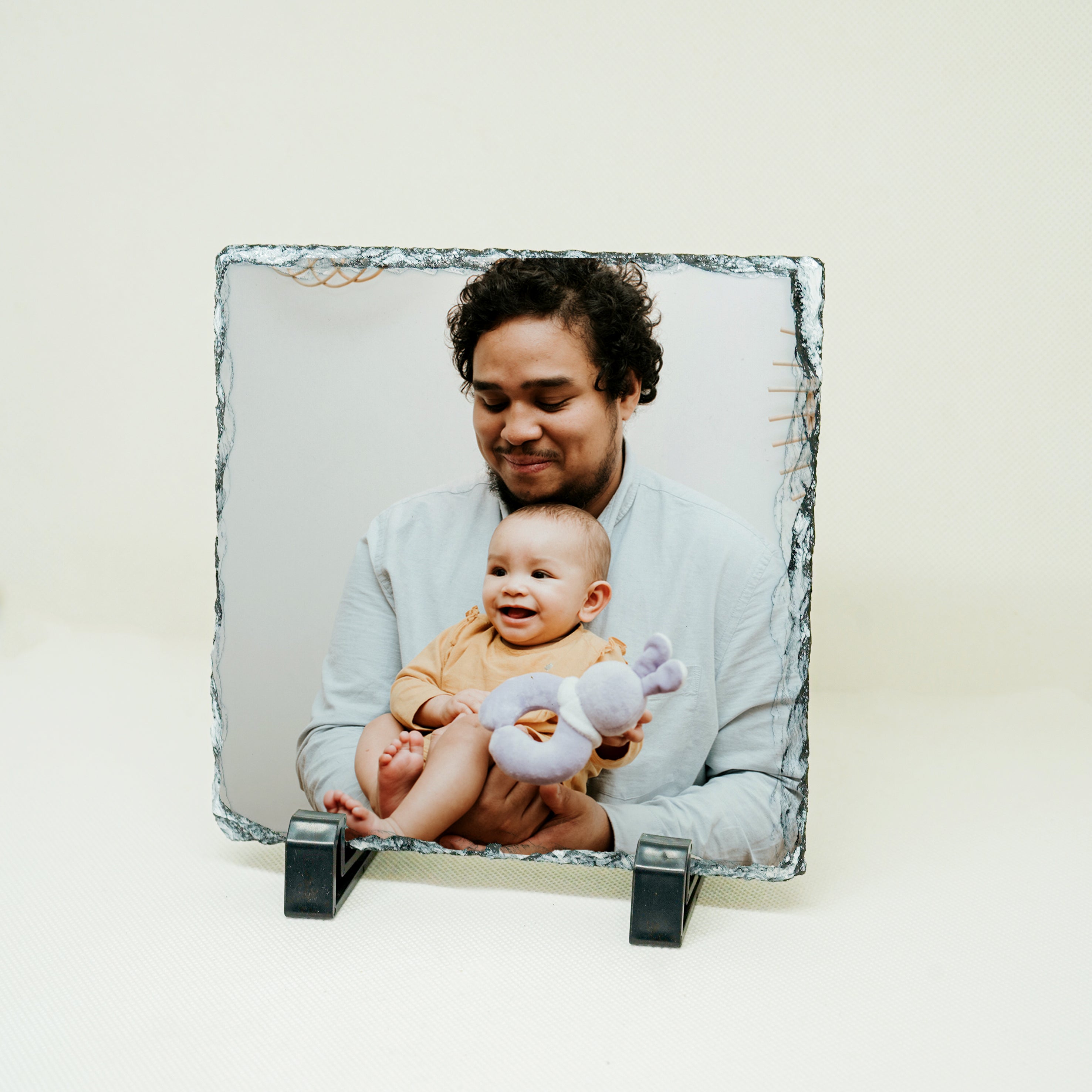 Pierre carré "Papa & son enfant"